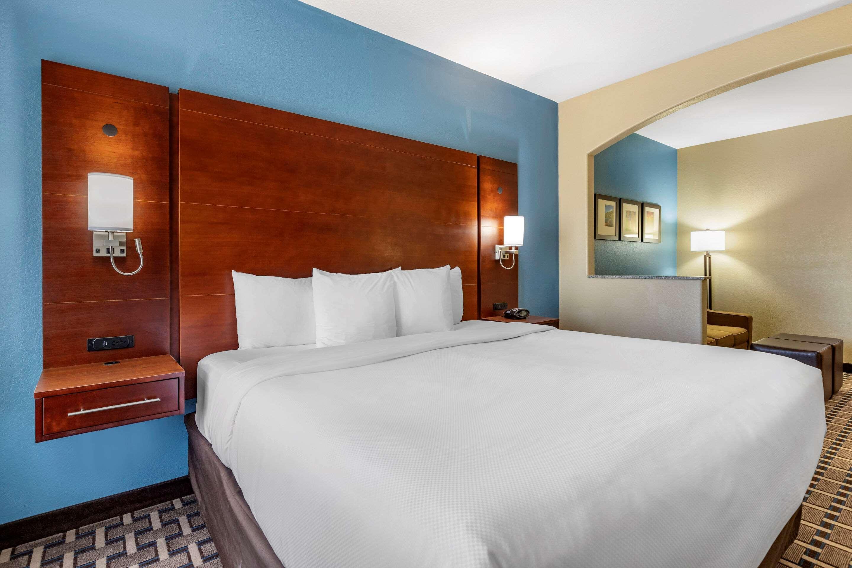 Comfort Suites Джорджтаун Екстериор снимка